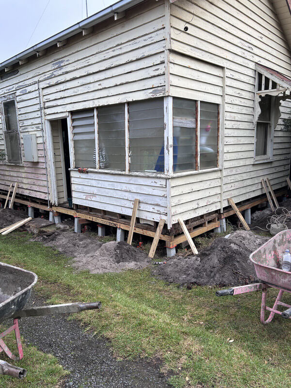 Reblocking works under a Melbourne home